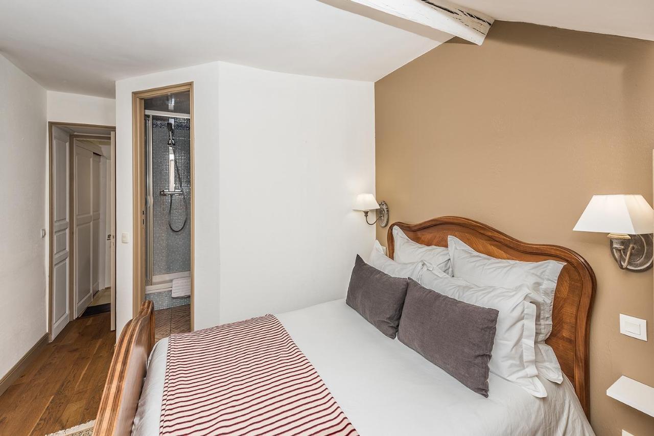 Chambres D'Hotes La Closerie Des Trois Marottes Melun Exterior photo
